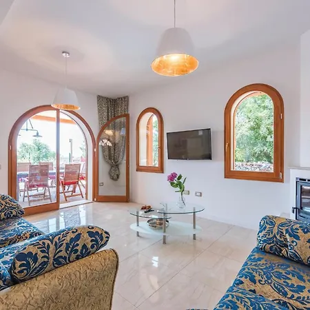 Hébergement de vacances Three-bedroom In Vabriga Tar-Vabriga