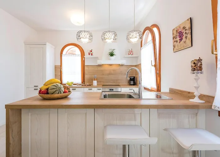 펜션 Three-bedroom In Vabriga