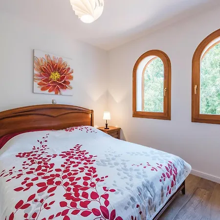 Semesterbostad Three-bedroom In Vabriga