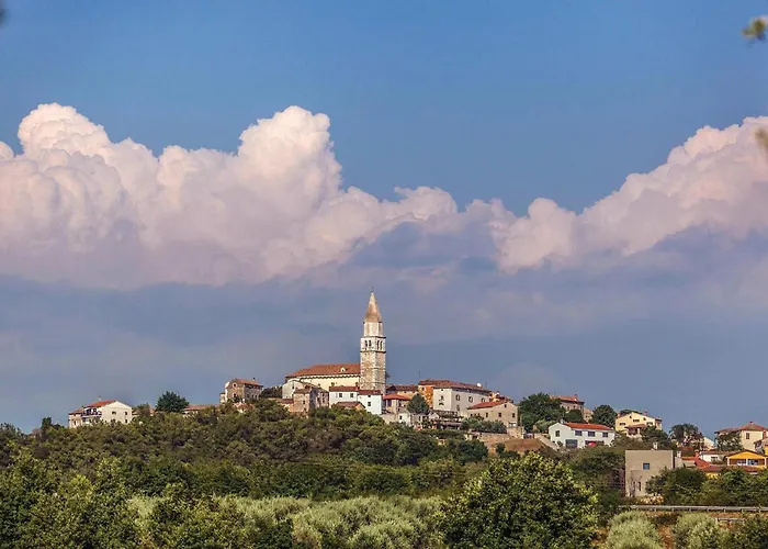 Three-bedroom In Vabriga * Tar-Vabriga